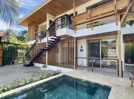 Villa Naomi Luxury house 3 min walk beach and town