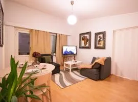 Peaceful Stay - Near Kaari Mall, 5 Min To Train