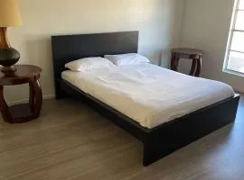 2 to 6 Bedroom Walk to Strip MGM Casino Shop Club