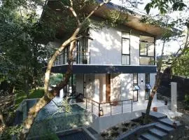 Brand New Villa in Playa Hermosa Santa Teresa