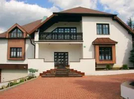 Villa in Brenna near Ski Lifts