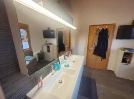Edles Einfamilienhaus mit Wirlpool