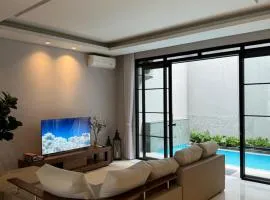 Lioravilla15 with privatepool KBP near WHOOSH and WAHOO