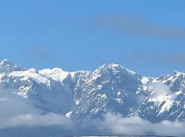 Sissy sweet Home, horsk&aacute; chata v destin&aacute;cii El&aacute;tia