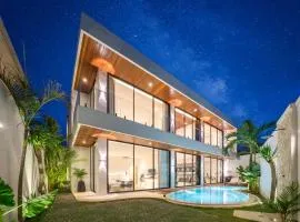 Luxury 3BR villa in Canggu, jacuzzi, rice fields