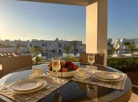 Luxurious Apartment with Private Jacuzzi