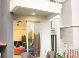 Ivy Bliss Studio with Private Pool, B 05, Karjat