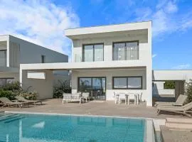 Serenity Waves Villa 8
