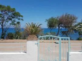 VILLETTA Panoramica FRONTE MARE