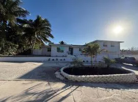 Modern unit by the lake and beach