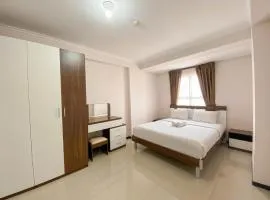 Spacious and Minimalist 3BR at Gateway Pasteur Apartment By Travelio
