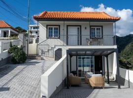 Ozeanica Heights by LovelyStay, hotel in Gaula