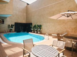 Hotel Mara&ntilde;&oacute;n, hotell med parkering i Iquitos