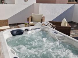 Stergios Suite with Private Jacuzzi, hotel v destinaci Kolimbia