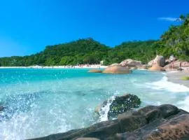 Ampla Casa Sul da Ilha