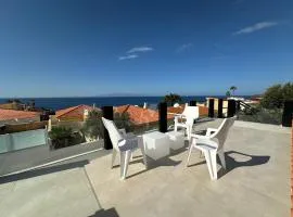 Ocean Vibes with sea view and private heated pool