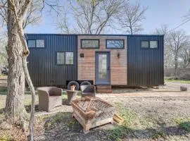 Hiking and Creek Manor Tiny Home in Forest Retreat