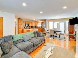 4 Mi to Dtwn Pet-Friendly Home in Utica
