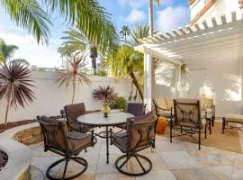 La Paloma by AvantStay Large Private Patio PoolHot TubTennis Court Access