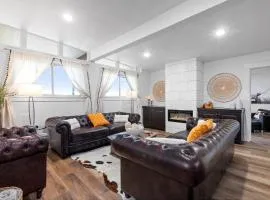 Schatzi Haus - Theater Room Pool Close to Main