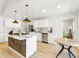Freshly remodelled 3 bedroom house in central ATX