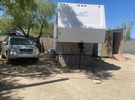 Super Saver 5th wheel 4A, hotel v destinaci Tucson