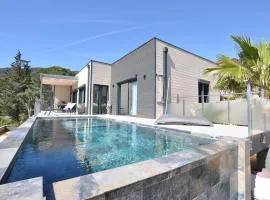 Beautiful Home In Cavalaire-Sur-Mer