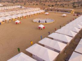 Golden Empire Desert Camp, hotel i Jaisalmer