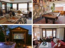 Balboa Mansion, Spacious 6br W Hot Tub & Backyard