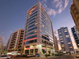 Ramada Downtown Abu Dhabi, hotel en Abu Dabi