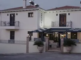 ''EPAVLIS boutique GALAXIDI''