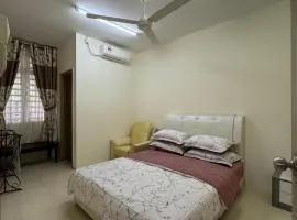 Adawiyah Guest House, Gambang