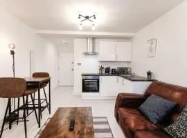 Commercial Road Apartments Central Location Wyvern Theatre