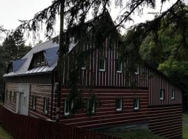 Chalupa Lesní zátiší Marlenka, hotel pantai di Dolní Chřibská