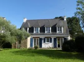 Maison familiale a 700m de la plage de Kervillen