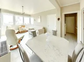 Comfortable Apartment in Blankenberge, 40 sqm, parking