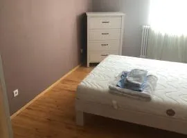 Großes Zimmer 2