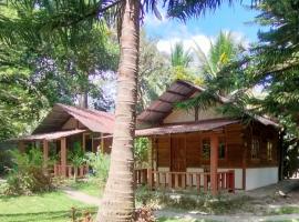Sarse's Paradise Resort, alojamento de turismo selvagem em Lahit
