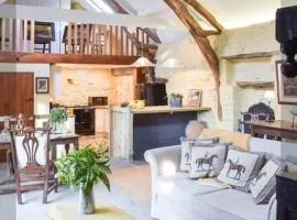 Glovers cottage private hot tub and super king
