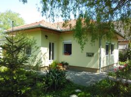 Bloomyapartment, khách sạn ở Balatonfenyves