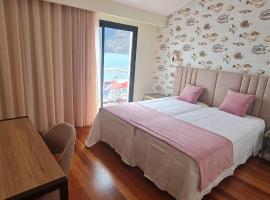 Casa Linda Baía, hotel v destinaci Porto da Cruz