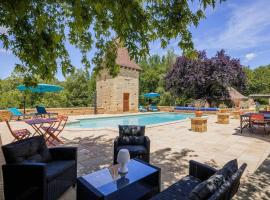 Domaine du Roucou, hotel com piscina em Nabirat