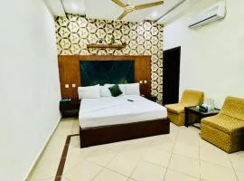 Hotel Pak Continental Multan
