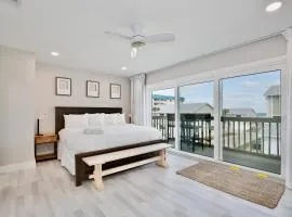 ZEN BEACH RETREAT - OCEAN VIEW TOWNHOUSE -No Drive Beach