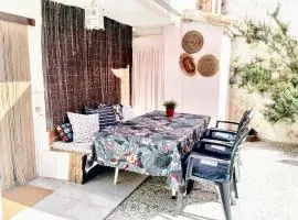 Charming House in El Poyo del Cid with Garden and Terrace