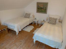 Haus am Pledlberg in Winzer bei Passau & Deggendorf & &Ouml;sterreich & Grenze f&uuml;r Arbeit Freizeit und Natur, villa en Winzer