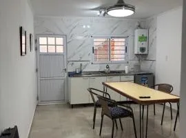 Casa duplex sobre calle Urquiza en Paraná, Entre Ríos