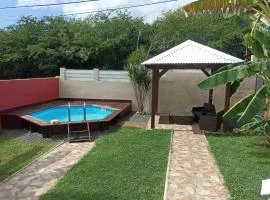 Gîtes Monoï 4 personnes avec piscine privée