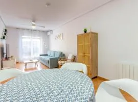 Awesome Apartment In Los Alcazares