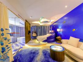 Baiyun Airport Grand Hyaat airport hotel -24hours Free Shuttle Bus, hotel in Guangzhou